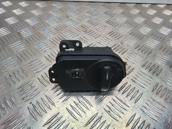 Ford Fusion (2002 - 2005) 2S6T13A024BB Включатель фонарей — фото 3