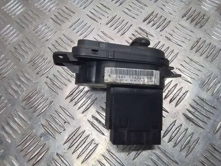 Ford Fusion (2002 - 2005) 2S6T13A024BB Включатель фонарей — фото 4