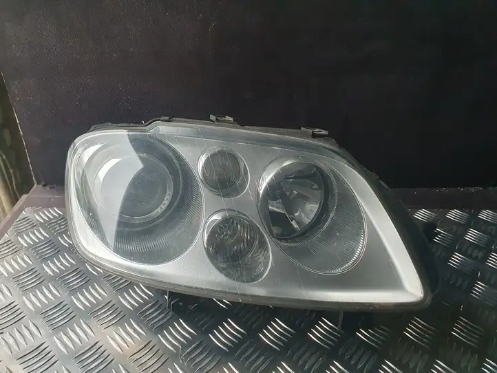 Volkswagen Touran I (2003 - 2010) 1T0941032F Передняя фара — фото 1