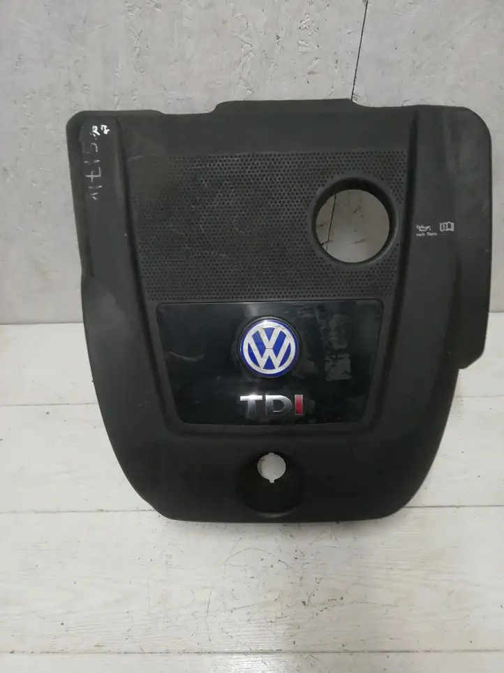 Volkswagen Golf IV (1998 - 2005) Крышка двигателя декоративная — фото 2