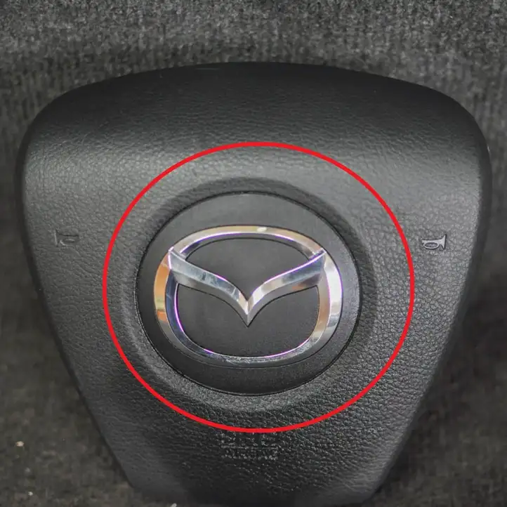Mazda 6 (2007 - 2009) GS1E57K00GS1E57K00 Подушка безопасности руля — фото 4