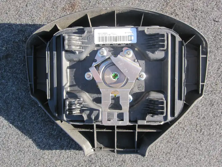 Volkswagen Cross Polo (2003 - 2009) 8200136334 Подушка безопасности руля — фото 2