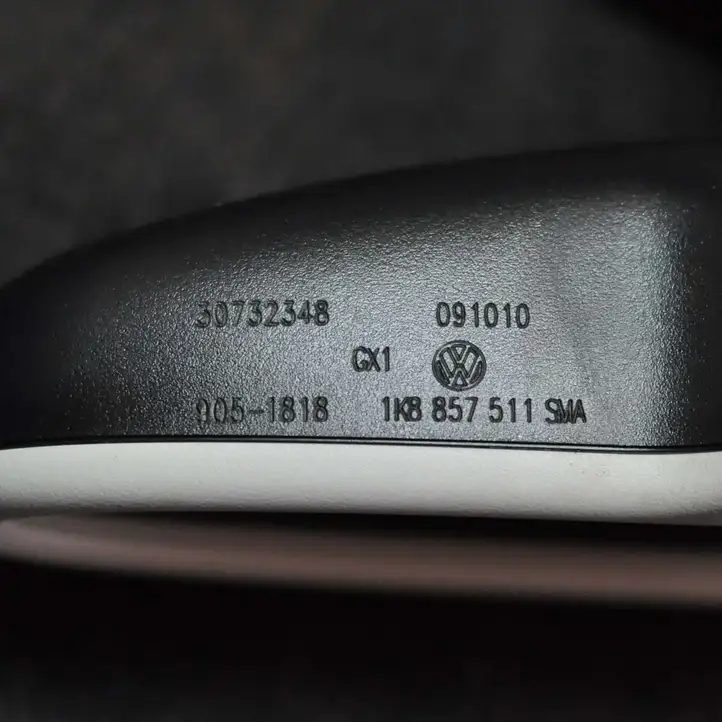 Volkswagen Scirocco (2008 - 2014) 1K8857511 Салонное зеркало заднего вида — фото 1