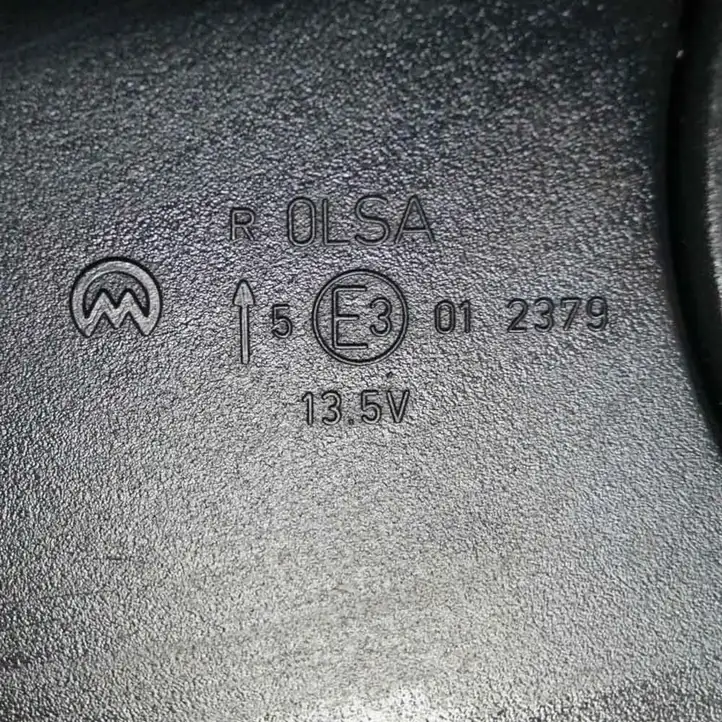 Skoda Octavia Mk2 (1Z) (2004 - 2013) E9014245E3012379 Боковое зеркало с электроприводом — фото 3