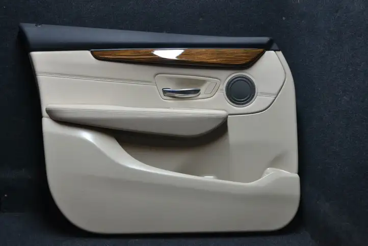 BMW 2 F45 (2014 - 2021) Обшивка передней двери — фото 1