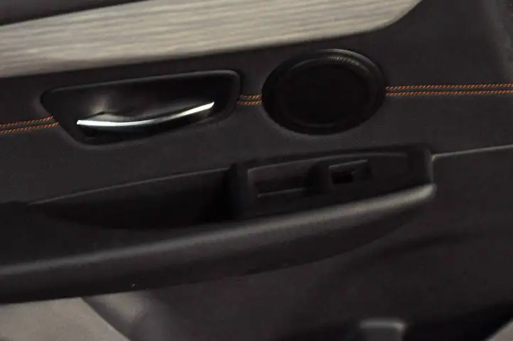 BMW 2 F45 (2014 - 2021) Обшивка задней двери — фото 2
