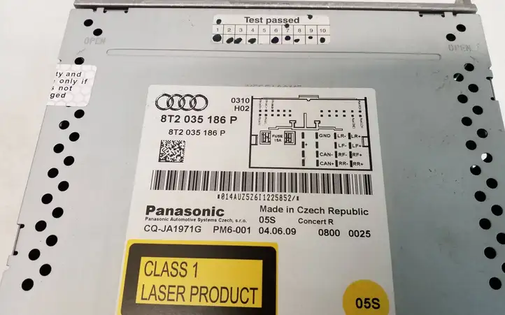 Audi A5 (2007 - 2011)  8T2035186P Радио/ проигрыватель CD/DVD / навигация