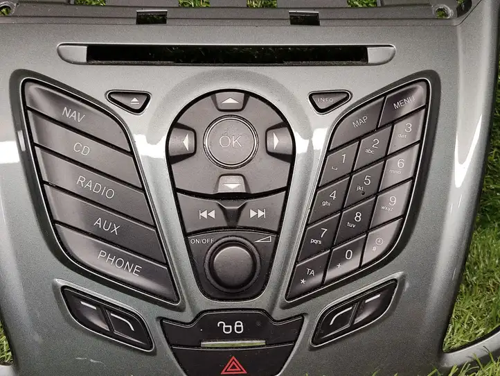 Ford Focus Grand C-MAX (2010 - 2019) AM5T18K811CD Магнитола / мультимедийная система — фото 3