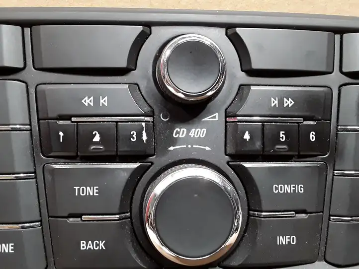 Opel Astra (2009 - 2012)  13360091 Радио/ проигрыватель CD/DVD / навигация