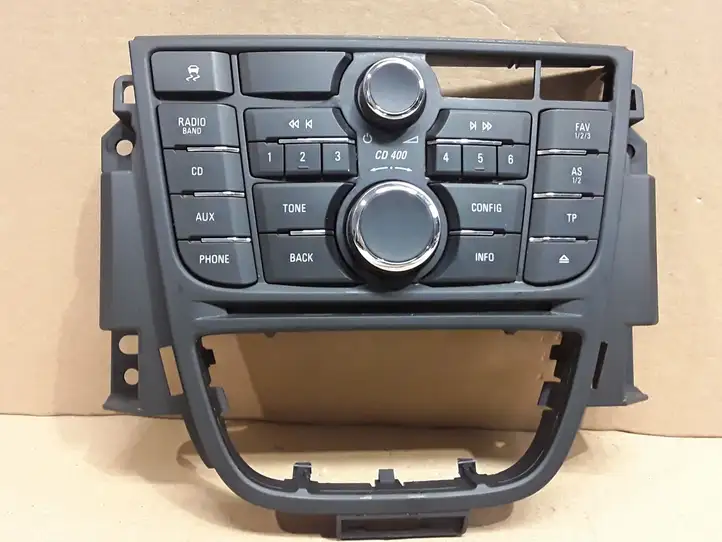 Opel Astra J (2009 - 2012) 13360091 Магнитола / мультимедийная система — фото 1