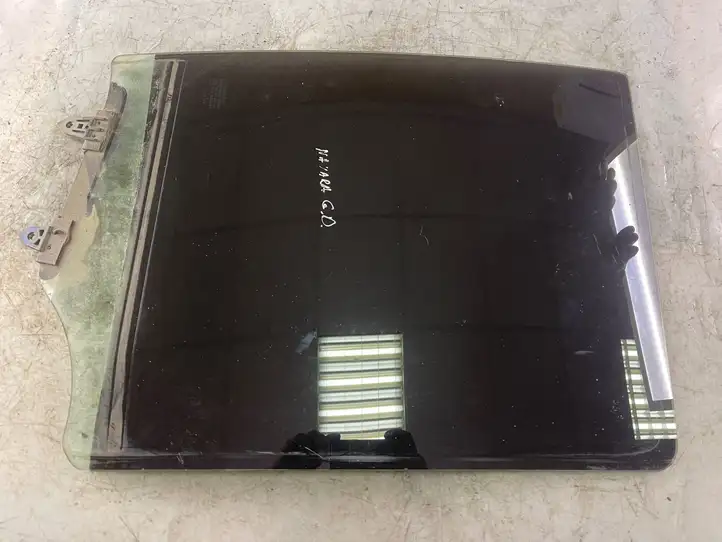 BMW 5 GT F07 (2010 - 2017)   Основное стекло задних дверей