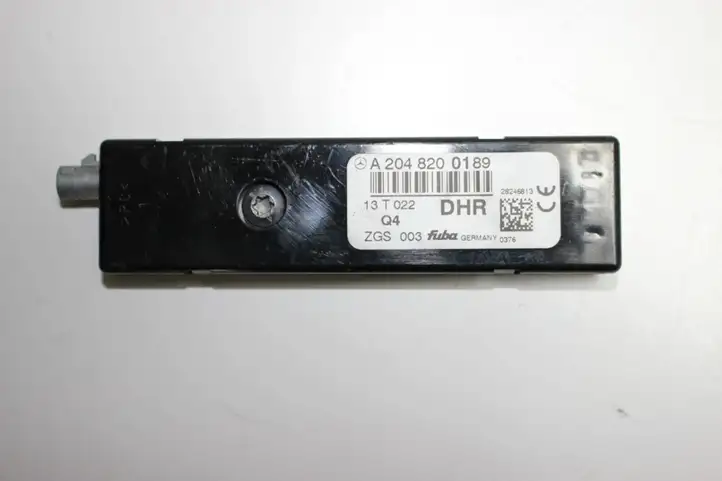 Mercedes-Benz C W204 (2007 - 2014) A2048200189 Усилитель антенны — фото 1