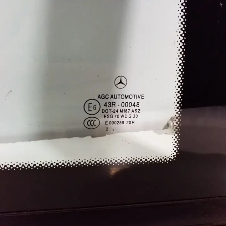 Mercedes-Benz C W204 (2007 - 2014) A2046707212 Заднее боковое стекло — фото 3