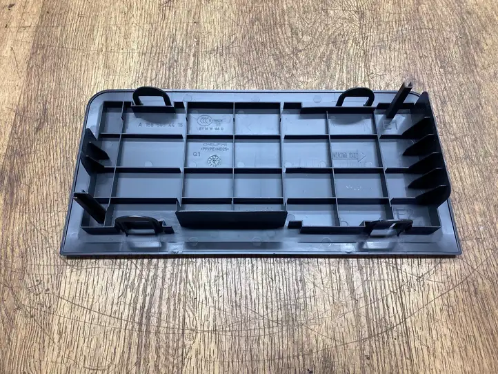 Mercedes-Benz GLE W166/C292 (2015 - 2019) A1665404416 Прочие детали салона — фото 2
