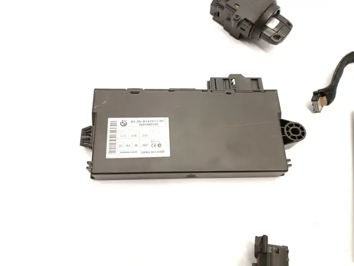 BMW 5 E60 E61 (2004 - 2010) 7810950 Комплект системы зажигания — фото 4