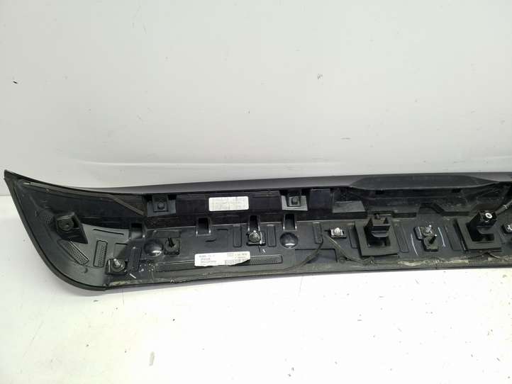 Chrysler Pacifica (2016 - )  051826744AE Спойлер