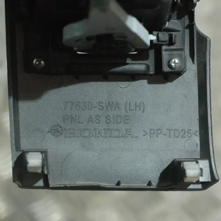 Honda CR-V (2006 - 2009) 77630SWA Воздушная решетка панели — фото 5