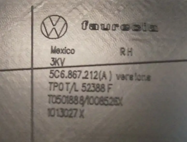Volkswagen Jetta VI (2011 - 2018) 5C6867212A Обшивка задней двери — фото 4