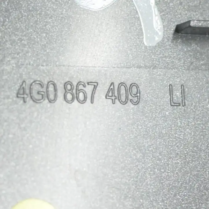Audi A6 C7 (2011 - 2014) 4G0867409 Другая часть кузова — фото 3