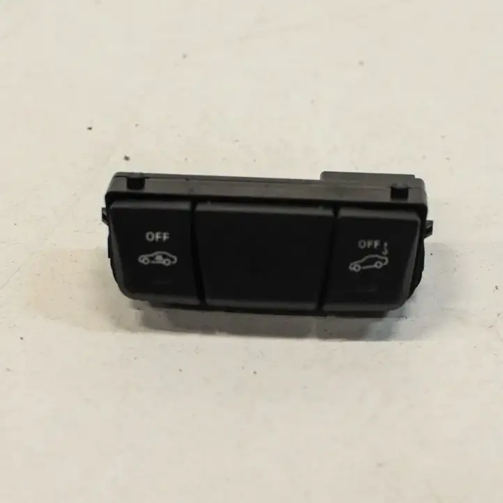 Mercedes-Benz GL X166 (2013 - 2019) A1728208710 Кнопка фаркопа в багажнике — фото 3