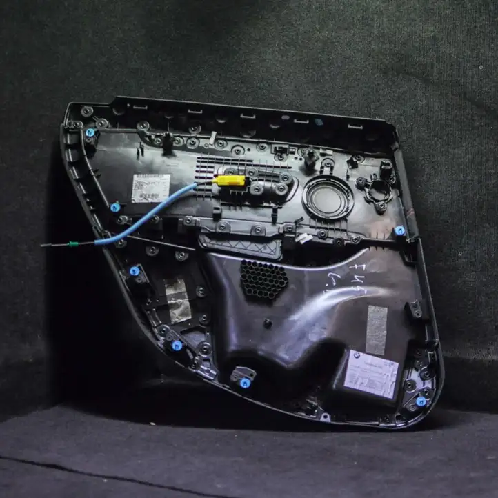 BMW 2 F45 (2014 - 2021) 2446884 Обшивка задней двери — фото 2