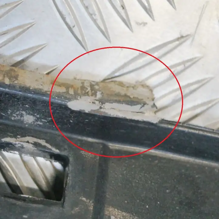 Subaru Legacy (2003 - 2009) Порог кузова — фото 8