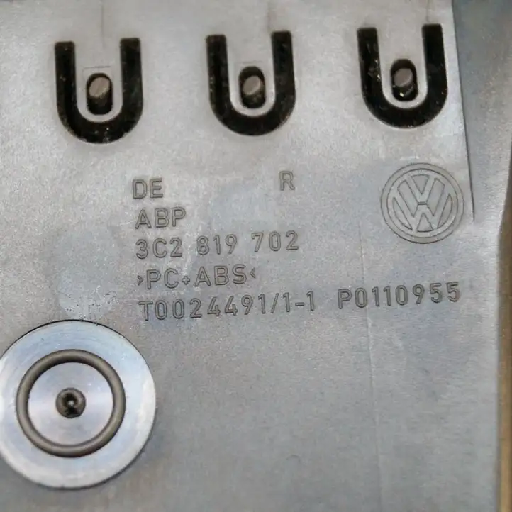 Volkswagen PASSAT B6 (2005 - 2010) 3C2819702 Воздушная решетка панели — фото 6