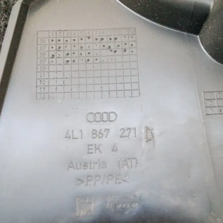 Audi Q7 4L (2009 - 2015) 4L1867271 Обшивка стойки A — фото 3