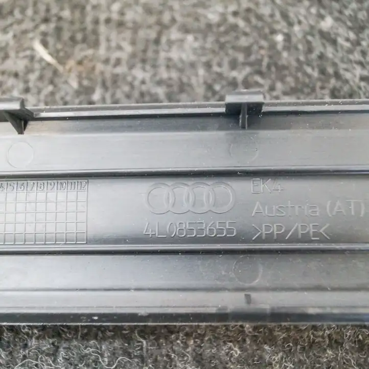Audi Q7 4L (2009 - 2015) 4L0853655 Внутренняя отделка переднего порога — фото 3