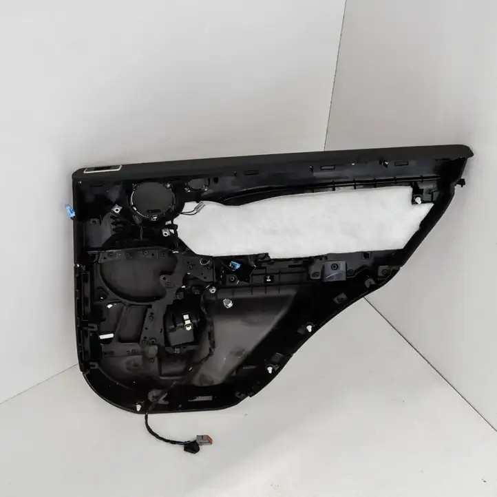 Land Rover Range Rover L405 (2012 - 2017) Обшивка задней двери — фото 2