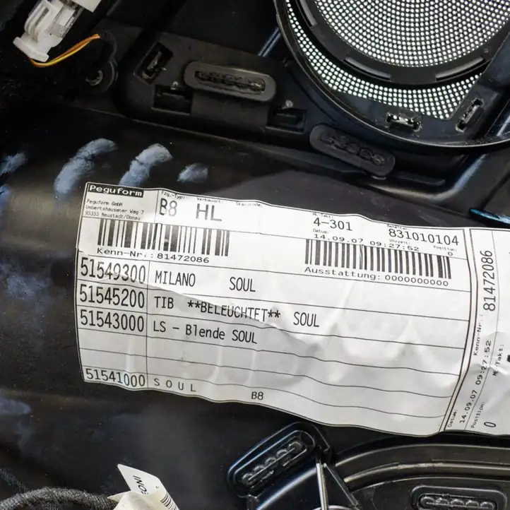 Audi A4 S4 B8 8K (2007 - 2011) 8K0867305 Обшивка задней двери — фото 6