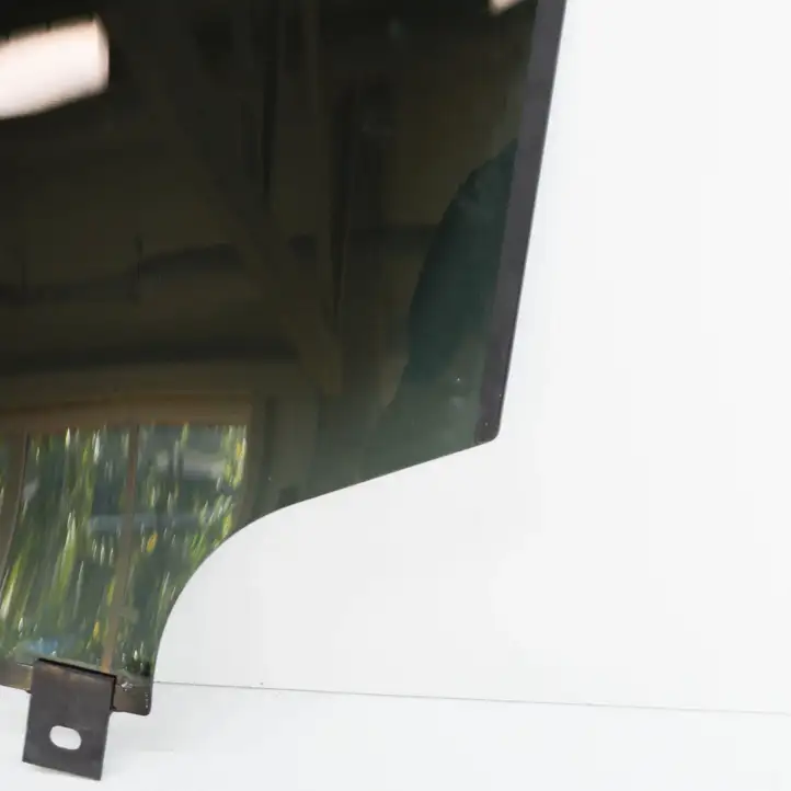 Tesla Model X (2015 - 2021) 105271600D Стекло задней двери — фото 5