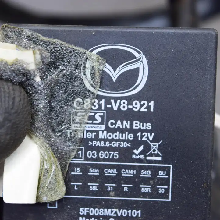 Mazda 6 (2012 - 2015) C831V8921 Комплект буксировочного крюка — фото 9