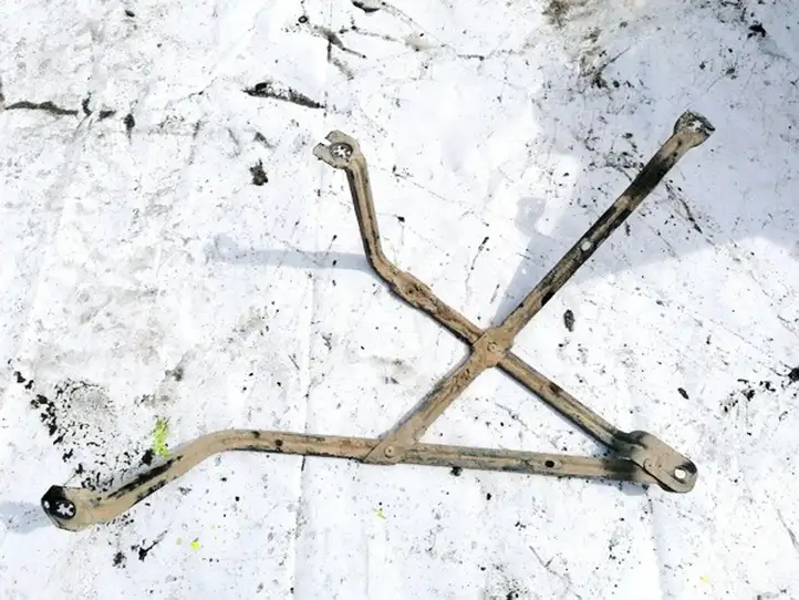 Peugeot Partner (2008 - 2012) Кронштейн топливного бака — фото 1