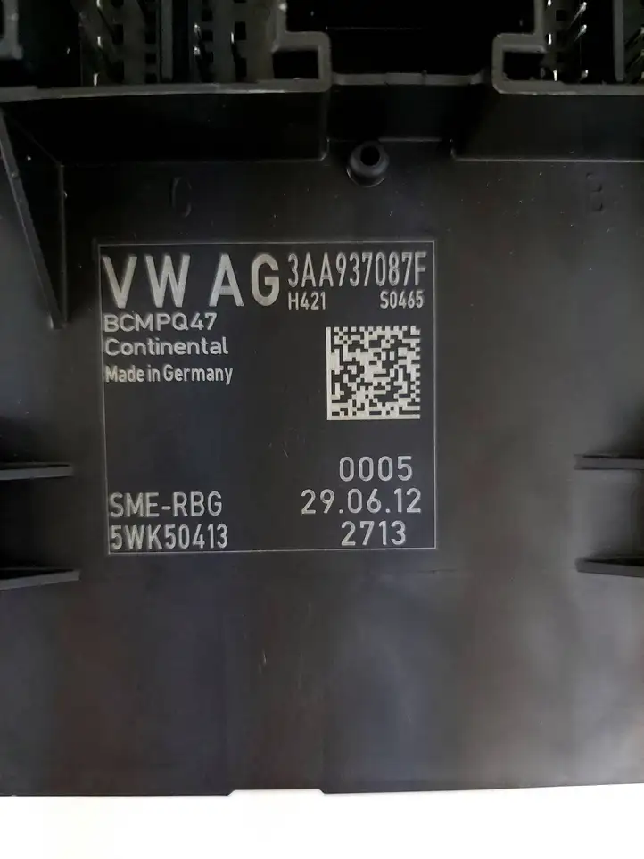 Volkswagen PASSAT B7 (2011 - 2014) 3AA937087F Модуль комфорта — фото 2