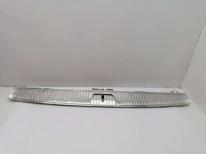 Mercedes-Benz E W211 (2002 - 2009)  A2116900089 Отделка порога багажника