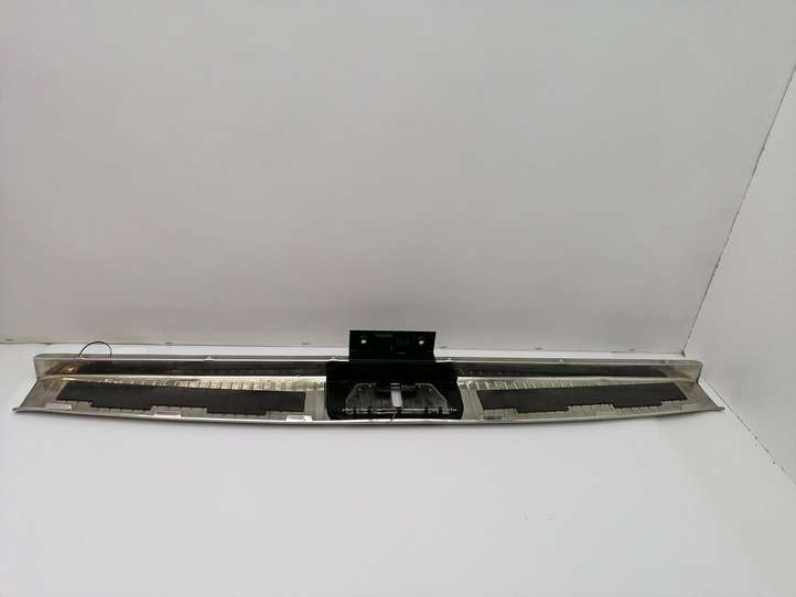 Mercedes-Benz E W211 (2002 - 2009)  A2116900089 Отделка порога багажника