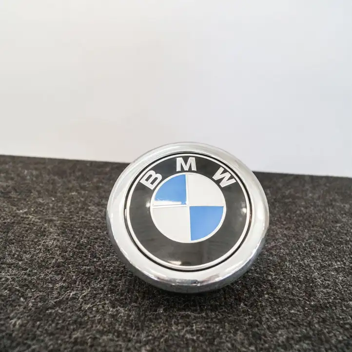 BMW 1 F20 F21 (2011 - 2019) 7270728 Эмблема производителя — фото 3