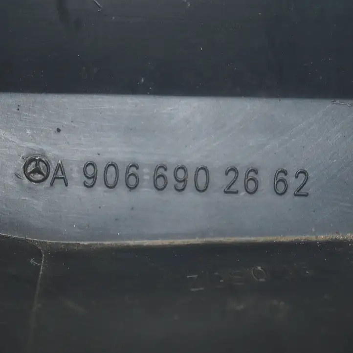 Mercedes-Benz Sprinter W906 (2006 - 2018) A9066902662 Другая часть кузова — фото 3