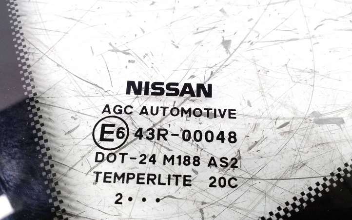Nissan Qashqai (2010 - 2013)  43R00048 Заднее боковое стекло кузова