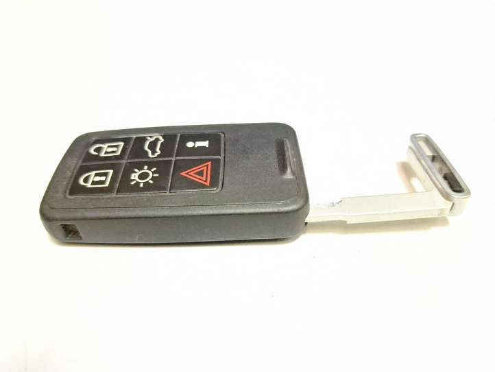 Volvo V70 (2007 - 2013)  31419135 Ключ / карточка зажигания