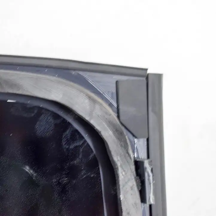 Tesla Model 3 (2017 - 2023) 158789300A Комплект люка крыши — фото 3