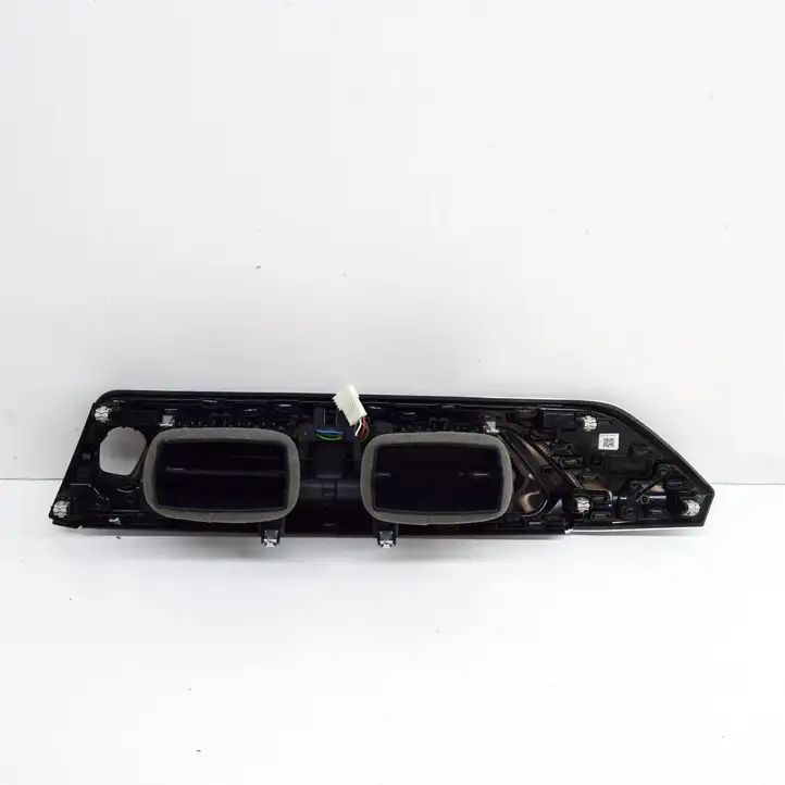 BMW X3 G01 (2018 - 2024) 9371467 Воздушная решетка панели — фото 2