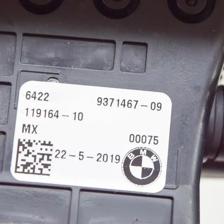 BMW X3 G01 (2018 - 2024) 9371467 Воздушная решетка панели — фото 3