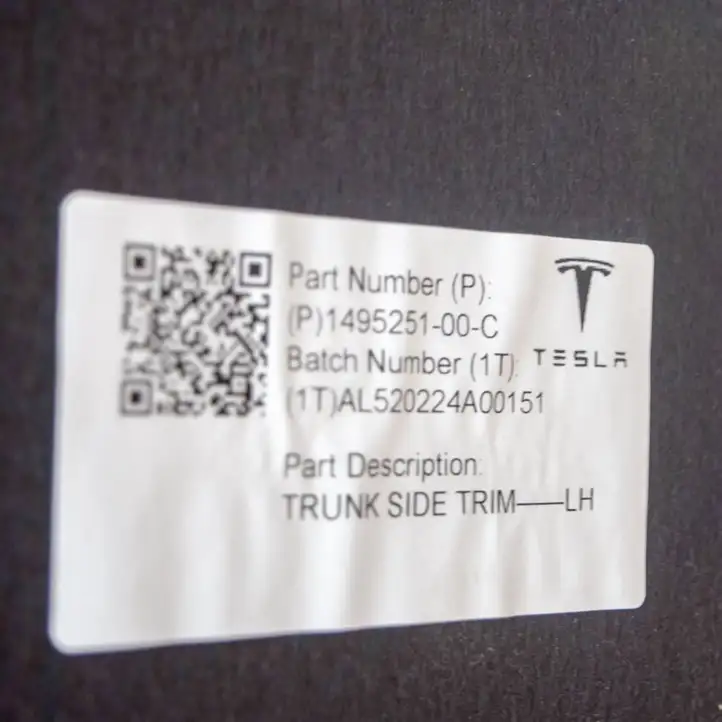 Tesla Model Y (2019 - 2024) 149525100C Боковая обшивка багажника — фото 6