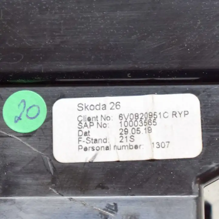 Skoda Fabia Mk3 (NJ) (2015 - 2021) 6V0820951C Воздушная решетка панели — фото 4