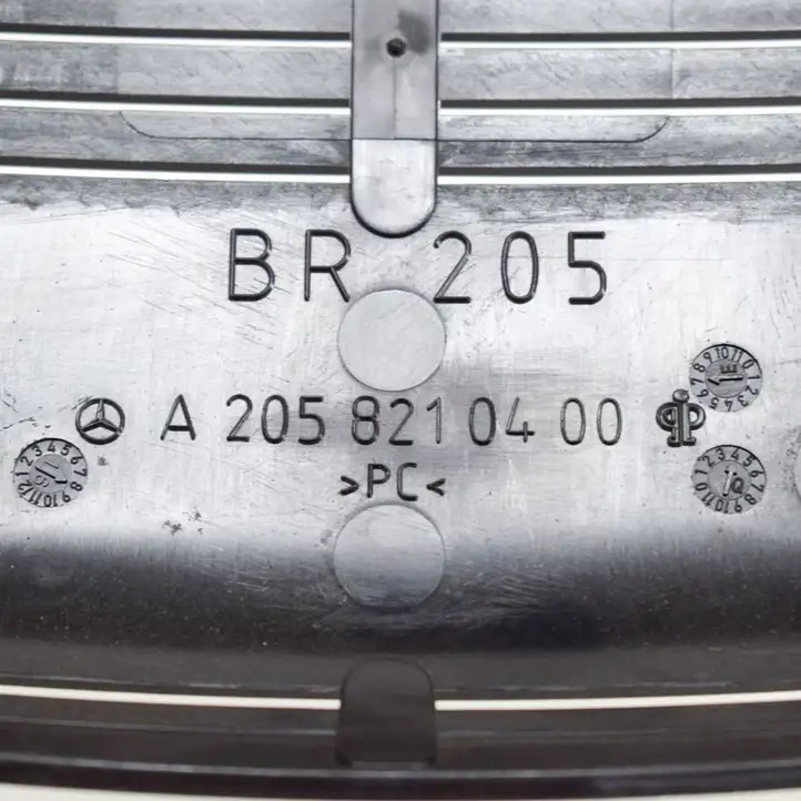 Mercedes-Benz C W205 (2014 - 2021) A2058210400 Прочие детали салона — фото 2