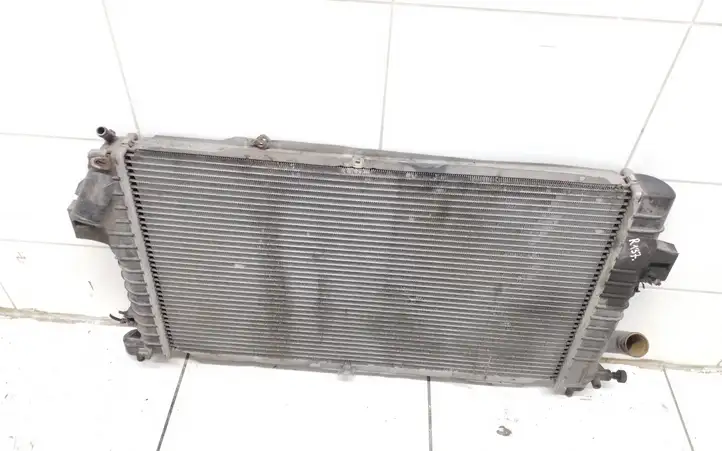 Opel Zafira B (2006 - 2008) 3128925 Радиатор охлаждающей жидкости двигателя — фото 1
