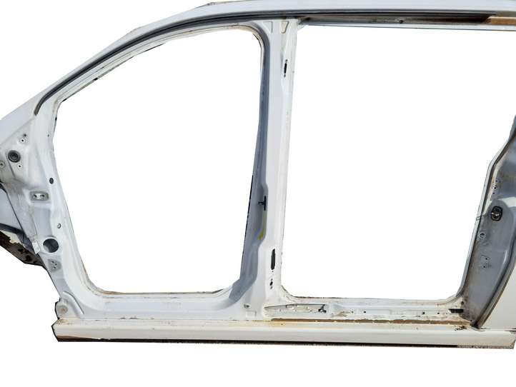 Toyota ProAce Verso (2013 - 2016)   Боковая часть кузова автомобиля