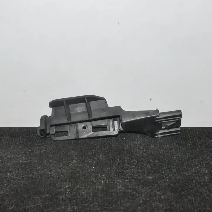 Audi A5 8T 8F (2011 - 2016) 8T0807889 Кронштейн угловой части бампера — фото 1
